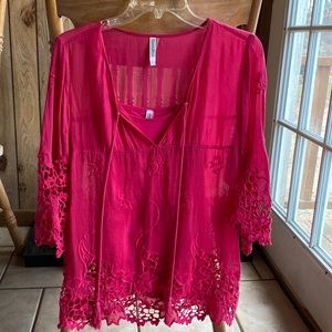 Monoreno dark pink cami and sheer overlay. Size: large